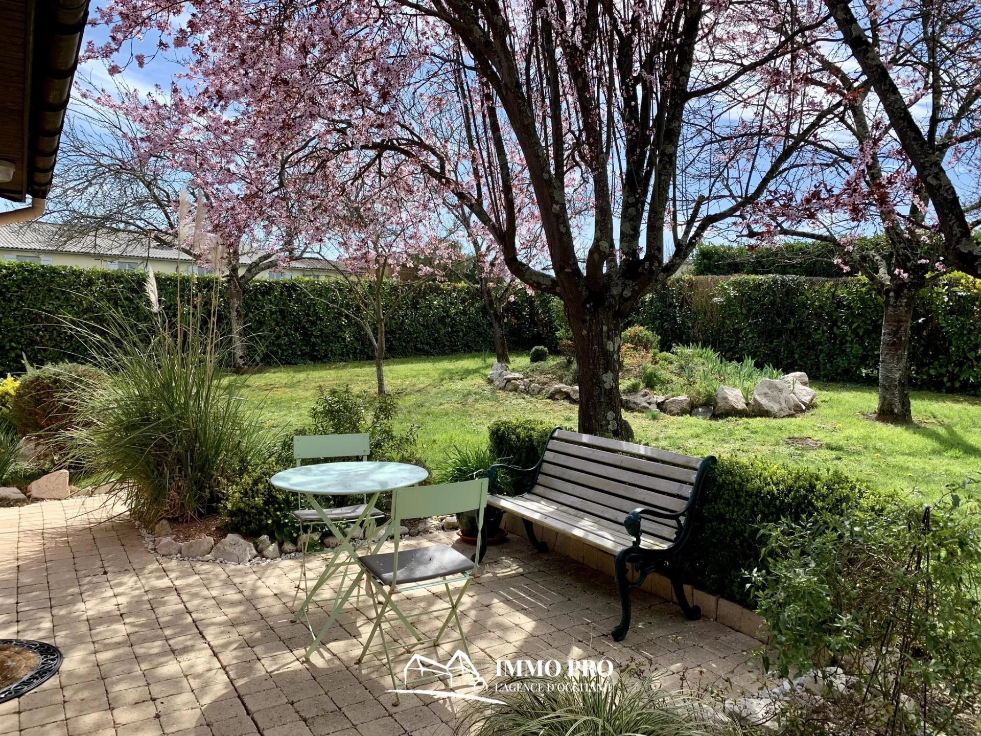 80aef56a28efd3e34ca42fbc8c53c206_5108881829_1920-original-67325