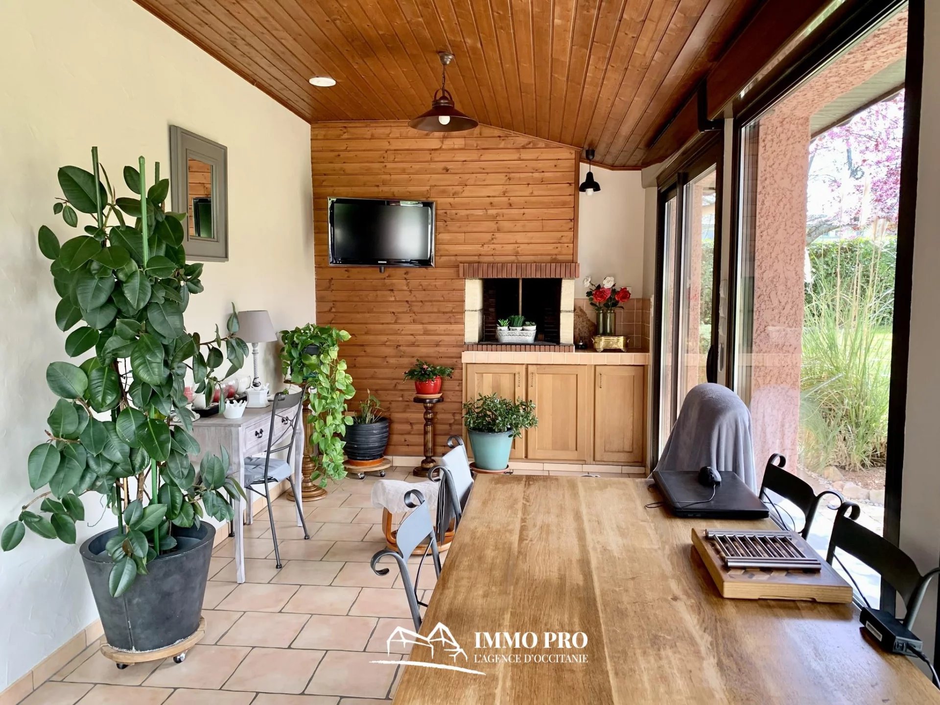 9ba269c3d51b383c00a2e2cc521a4556_329c2f5d22_1920-original-67325