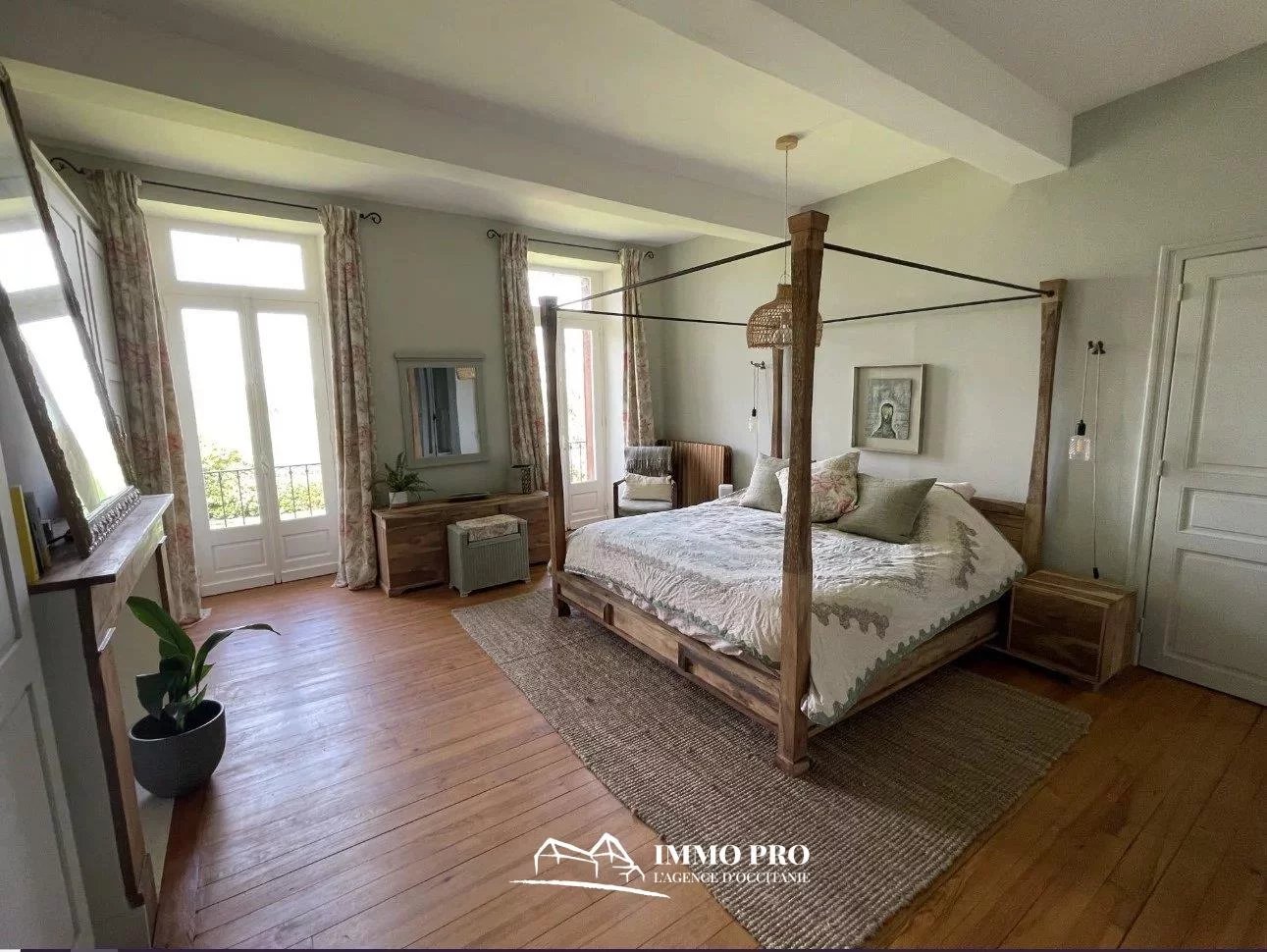 d643d8ad8d429f50e76a6223d2c0b46c_7e5077a3f1_1291-original-67413