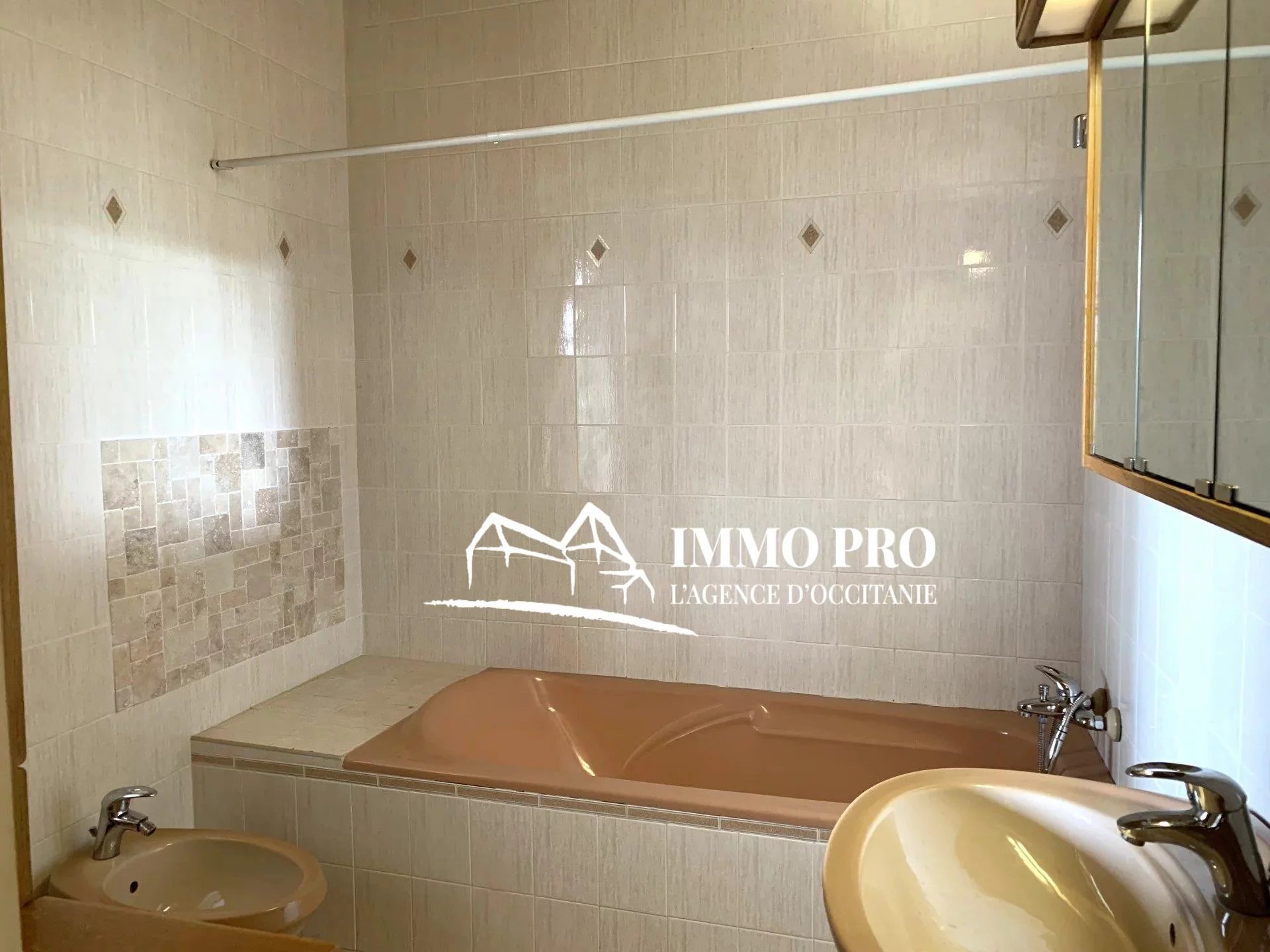 60a8ad3104cfdc94e44f95cbcb682232_df903a0e9b_1920-original-66812