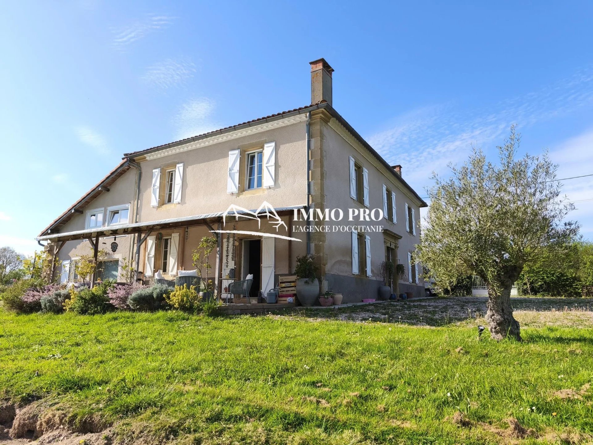 e2420dd7ccf4e300f3da320f27d5bef3_470518660a_1920-original-68881