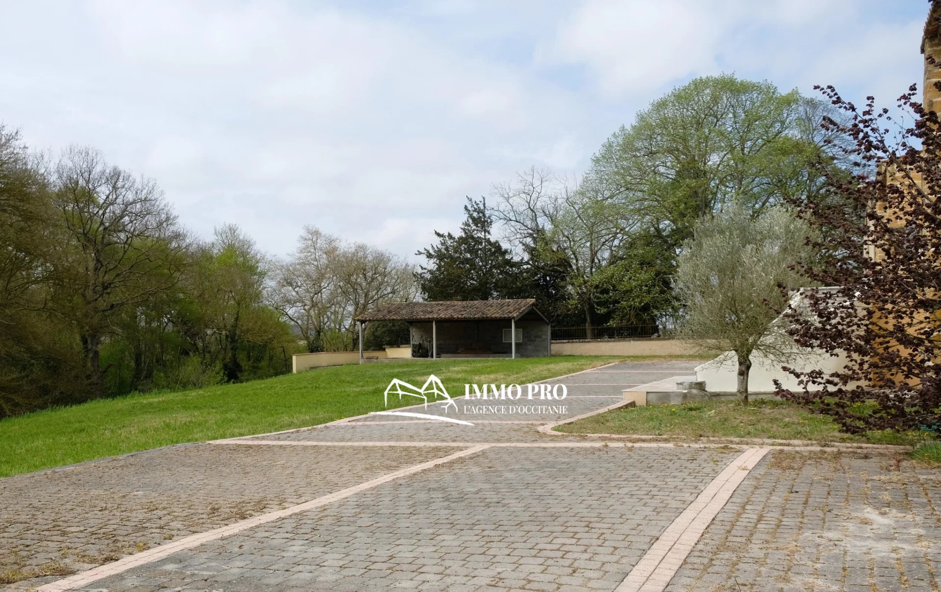 f3484118b849a9f58224c050b55b1d1d_230fe89445_1920-original-69259